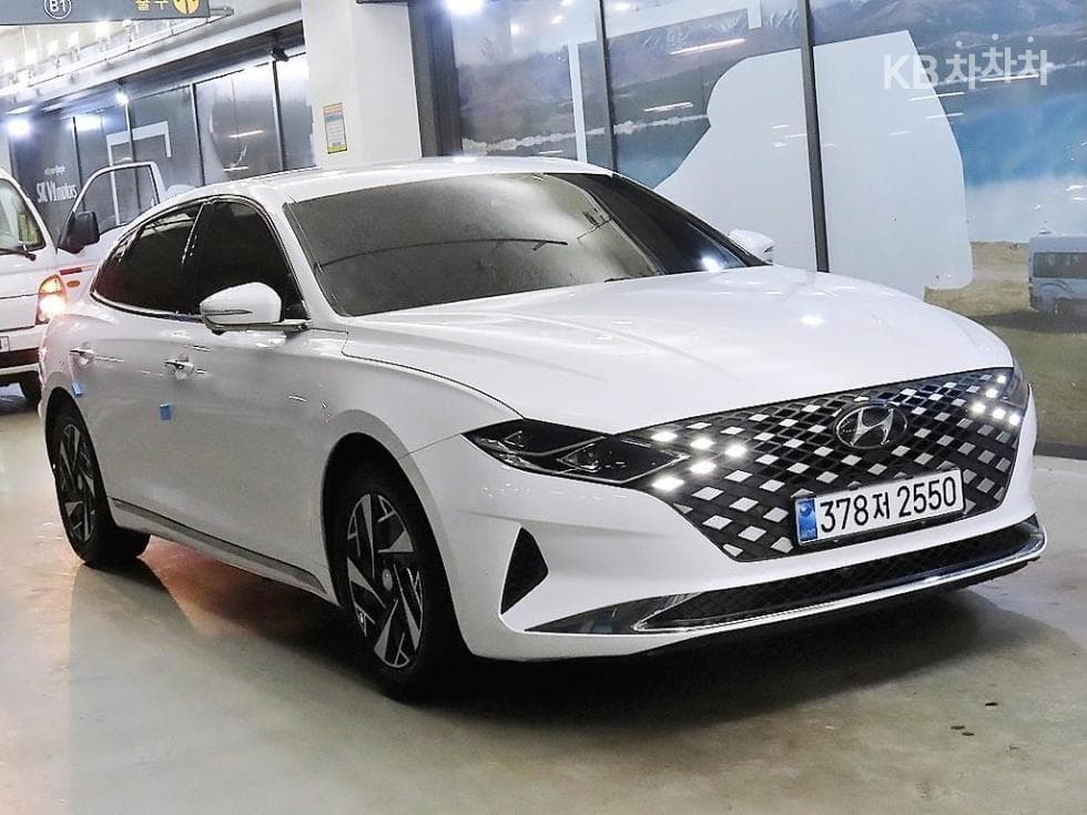 Хюндай The New (фейслифт) Grandeur (Azera) Хибрид 2.4 Premium - Image 1