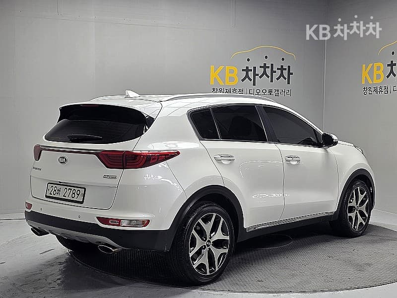 Kia Sportage 4th generationDiesel 2.0 2WD Noblesse Plus - 3