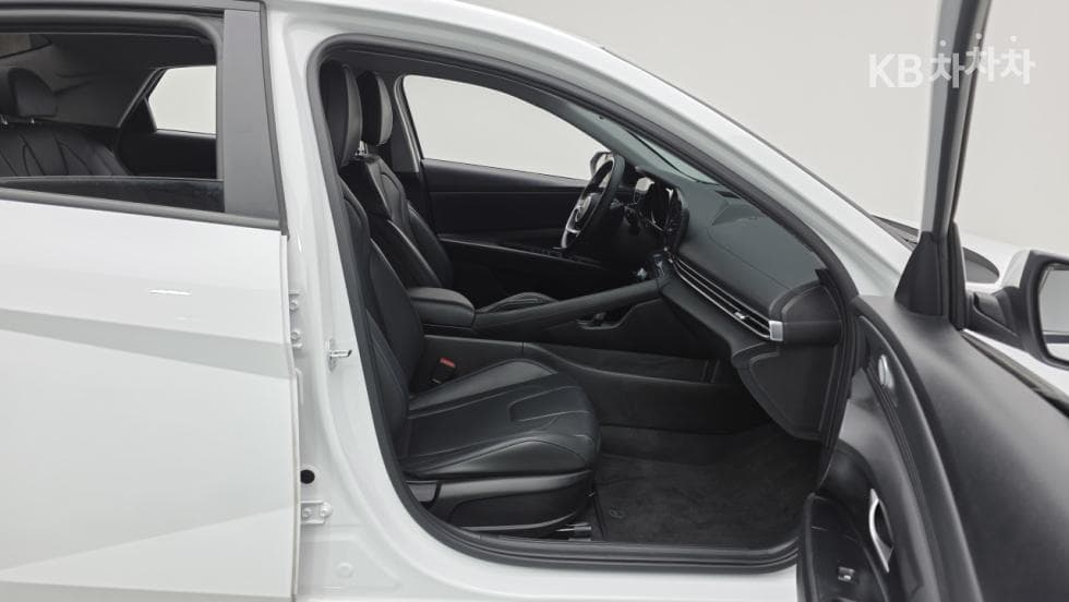 Hyundai All New Avante (Elantra)(CN7)1.6 Gasoline Smart - 14