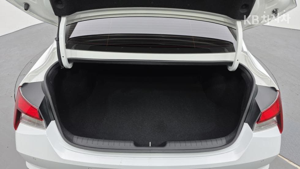 Hyundai All New Avante (Elantra)(CN7)1.6 Gasoline Smart - 16