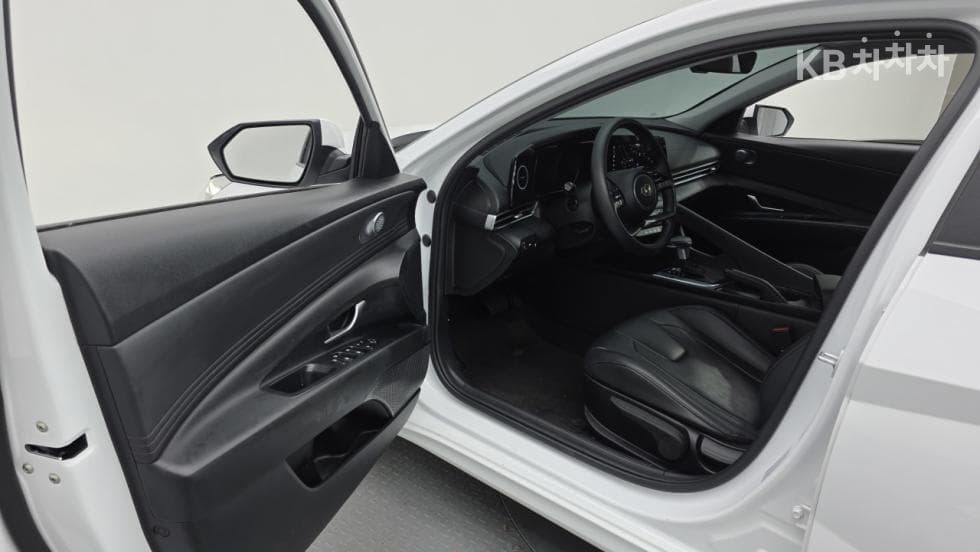 Hyundai All New Avante (Elantra)(CN7)1.6 Gasoline Smart - 17