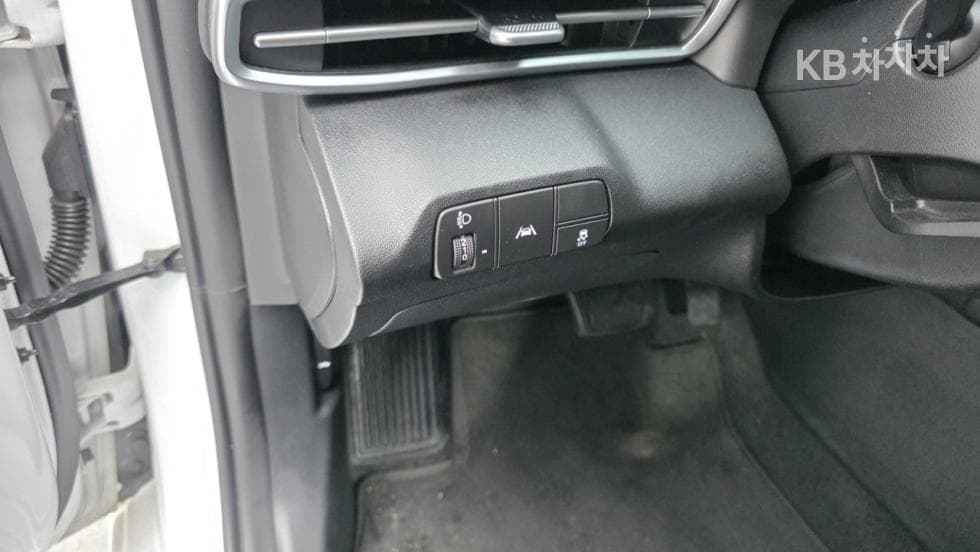 Hyundai All New Avante (Elantra)(CN7)1.6 Gasoline Smart - 19