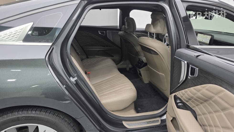 Kia K8 Hybrid1.6 Turbo Signature - 8