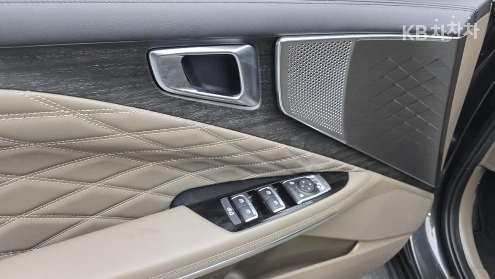 Kia K8 Hybrid1.6 Turbo Signature - 15