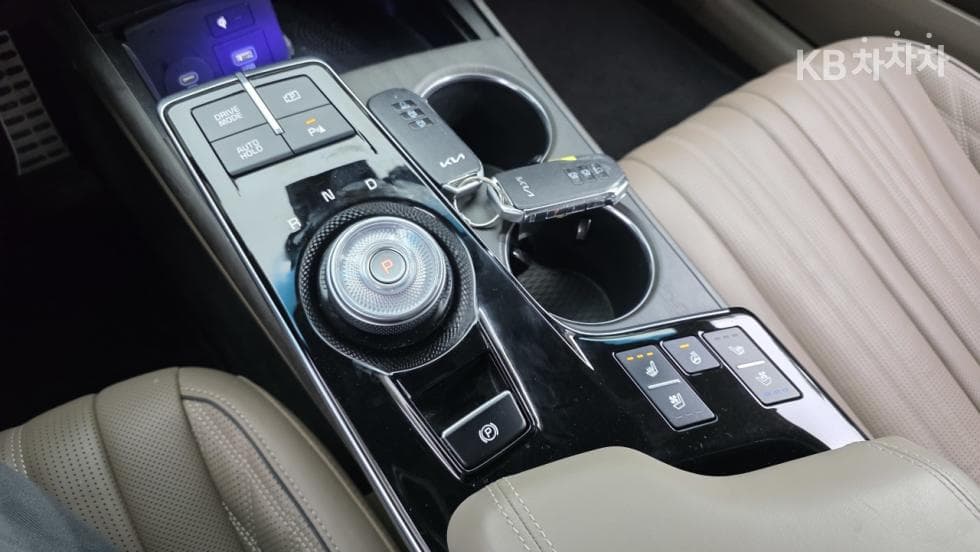 Kia K8 Hybrid1.6 Turbo Signature - 20