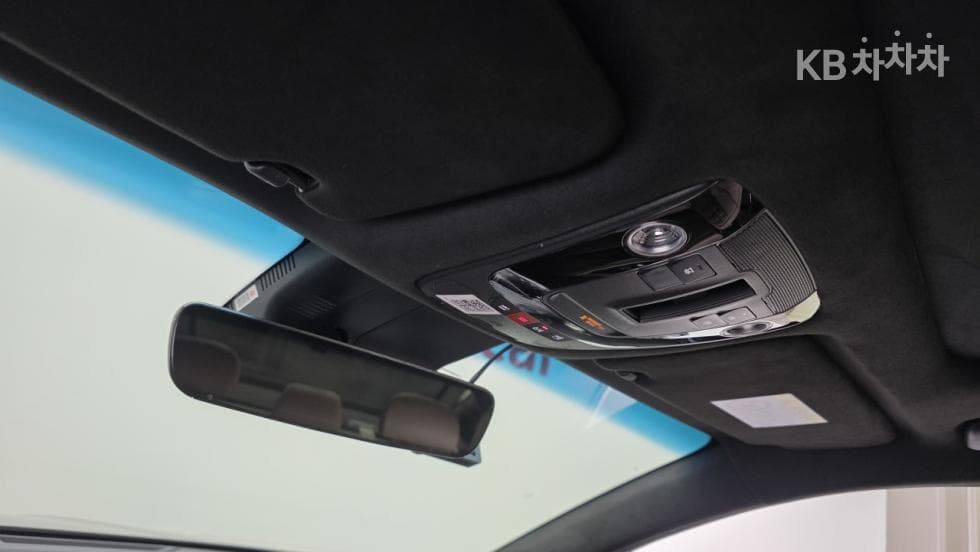 Kia K8 Hybrid1.6 Turbo Signature - 22