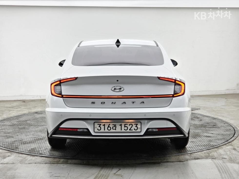 Hyundai Sonata (DN8)2.0 Premium - 2