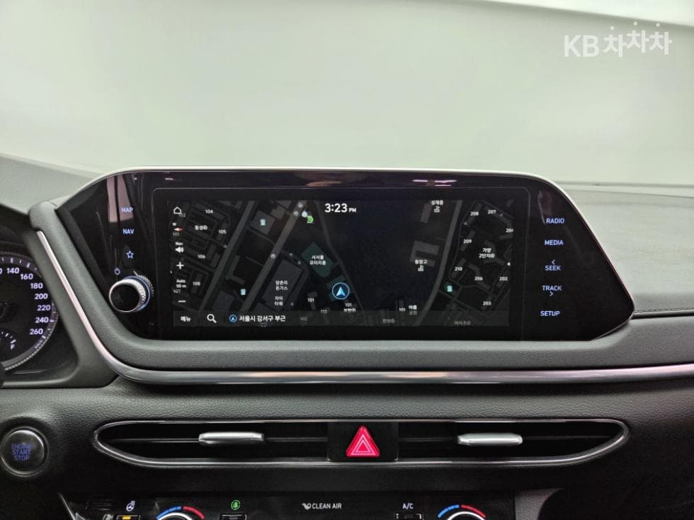 Hyundai Sonata (DN8)2.0 Premium - 11