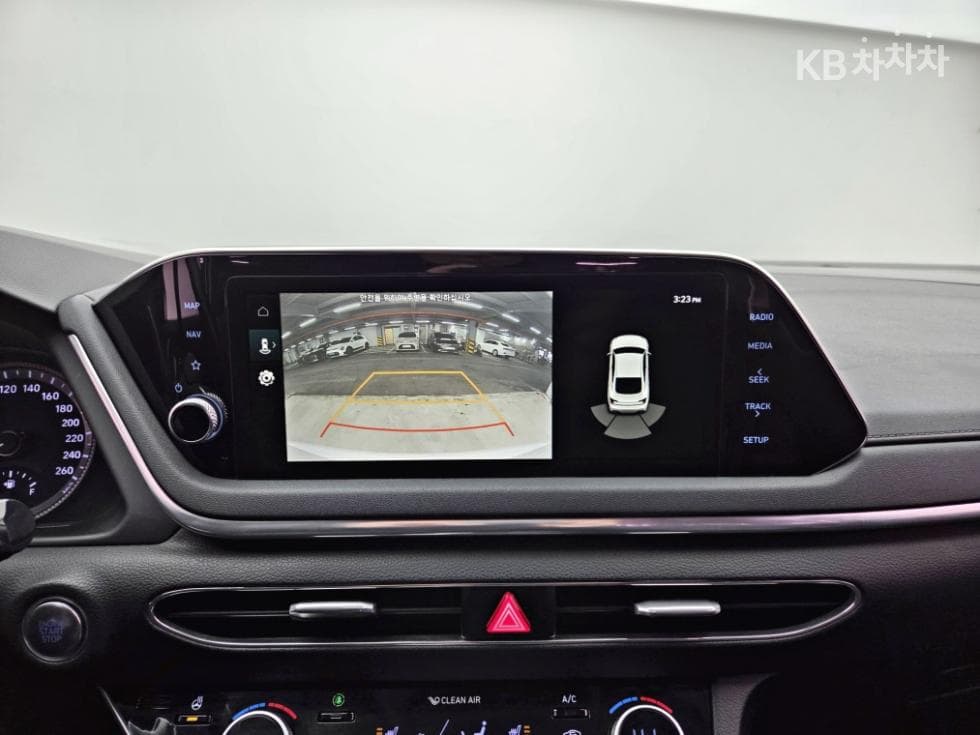 Hyundai Sonata (DN8)2.0 Premium - 12