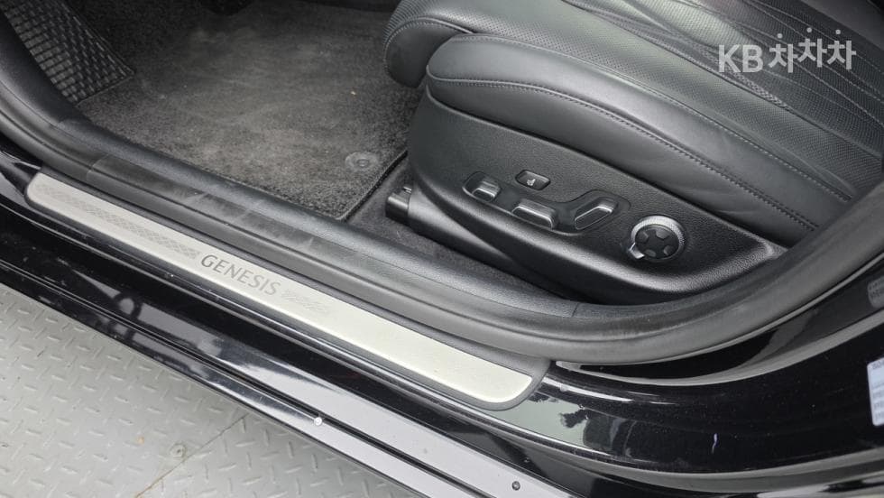 Genesis G80(RG3)2.5 Turbo Gasoline Direct Injection AWD - 8