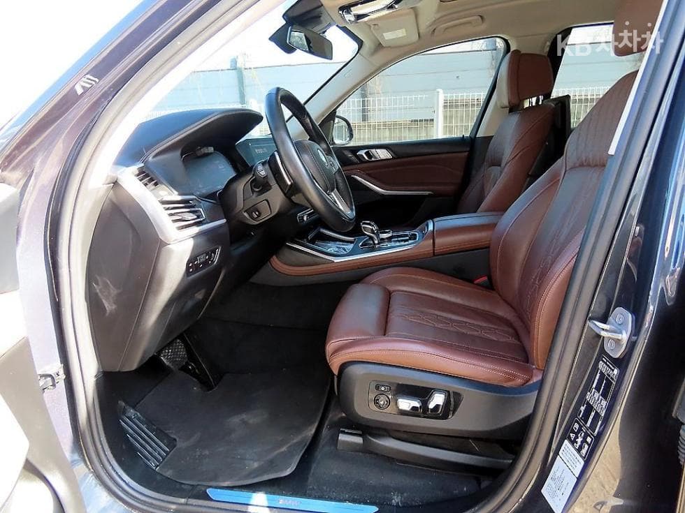 BMW X7(G07)xDrive 40d M Sport - 5