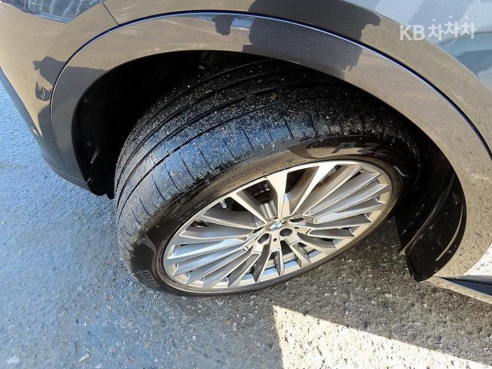 BMW X7(G07)xDrive 40d M Sport - 20