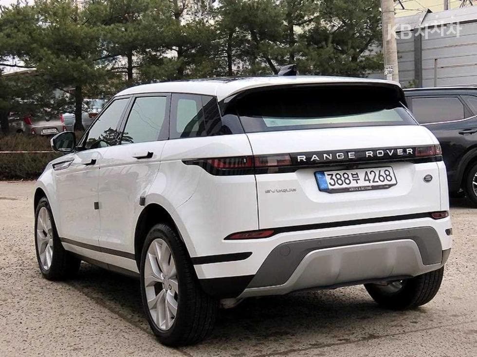Land Rover New Range Rover Evoque2.0 P250 SE - 3