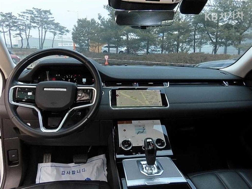 Land Rover New Range Rover Evoque2.0 P250 SE - 7