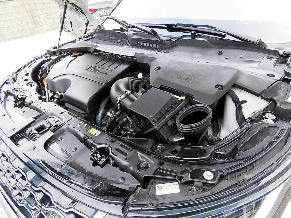 Land Rover New Range Rover Evoque2.0 P250 SE - 19