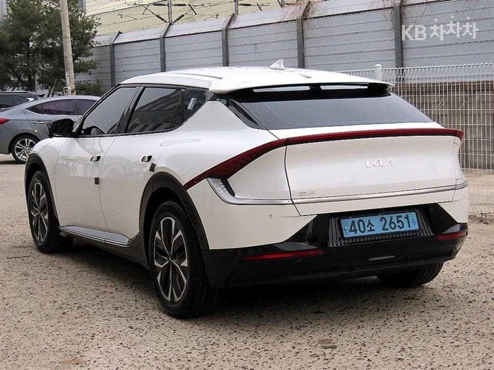Киа EV6롱 레Местен지 2WD 어스 - 3