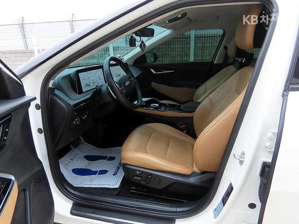 Киа EV6롱 레Местен지 2WD 어스 - 5
