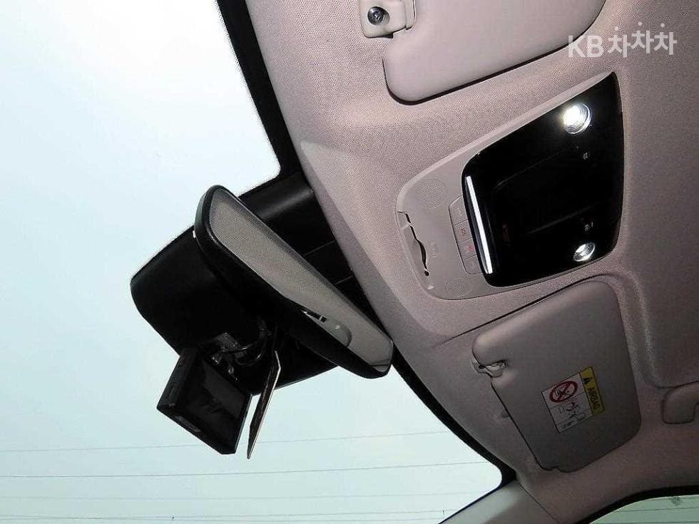 Киа EV6롱 레Местен지 2WD 어스 - 14