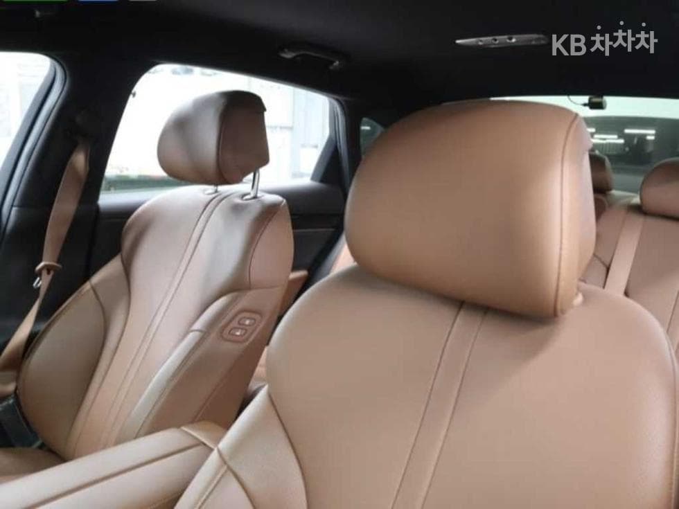 Genesis G80(RG3)2.5 Turbo Gasoline Direct Injection 2WD - 15