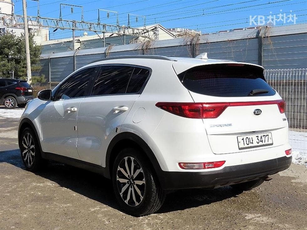 Kia Sportage 4th generationDiesel 1.7 2WD Noblesse - 3
