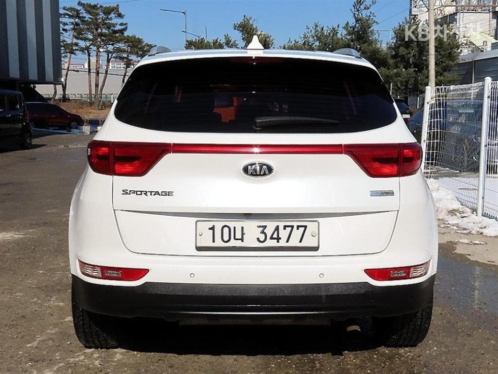 Kia Sportage 4th generationDiesel 1.7 2WD Noblesse - 4