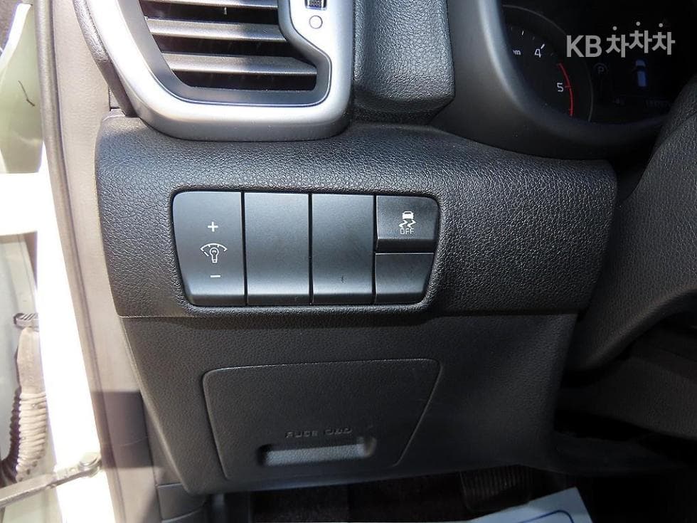 Kia Sportage 4th generationDiesel 1.7 2WD Noblesse - 12