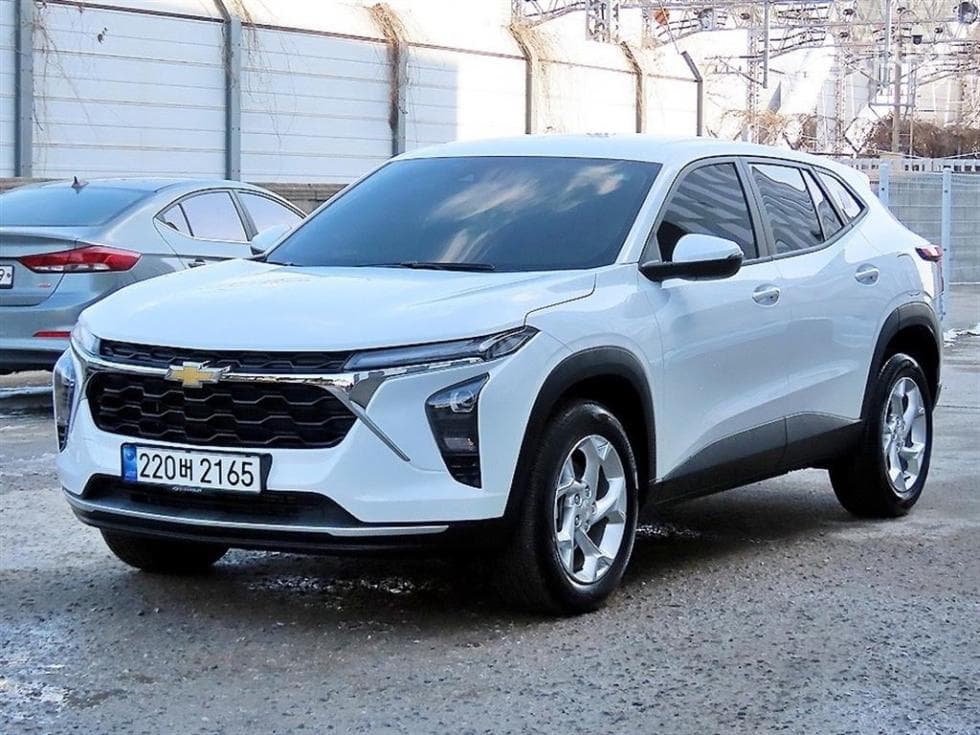 GM Korea Trax Crossover 1.2 Gasoline 2WD LS - Image 1