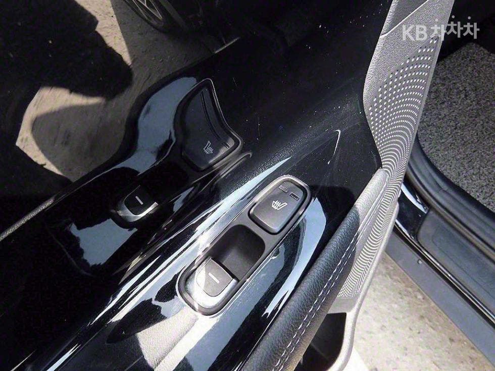 Kia The New (facelift) Niro1.6 HEV Signature - 17