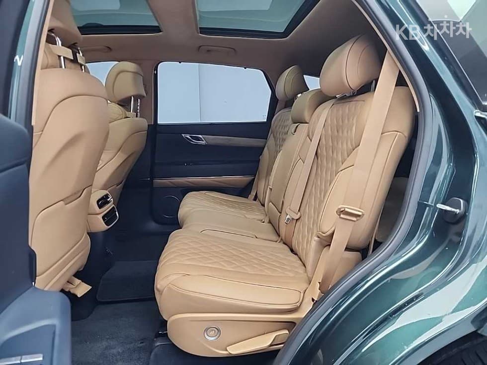 Genesis GV802.5 Turbo Gasoline AWD - 12