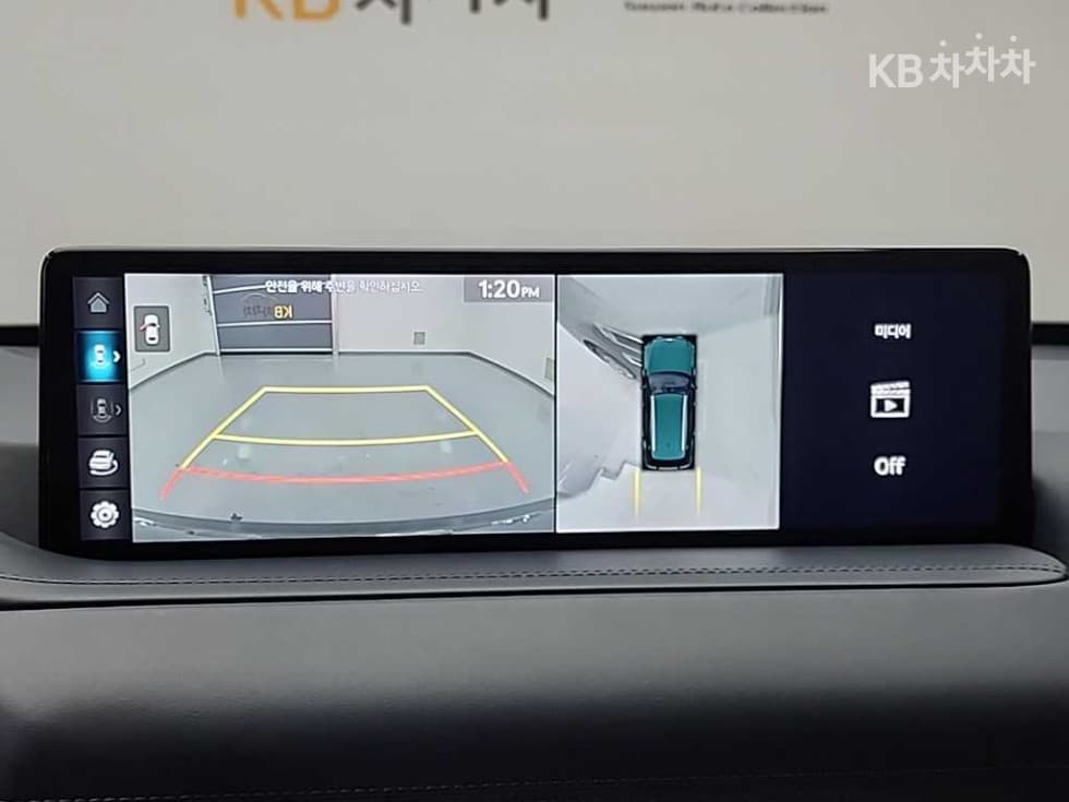 Genesis GV802.5 Turbo Gasoline AWD - 17