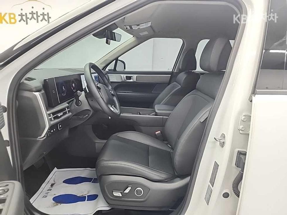 Hyundai The All New Santa Fe MX5Gasoline 2.5T 2WD Exclusive - 11