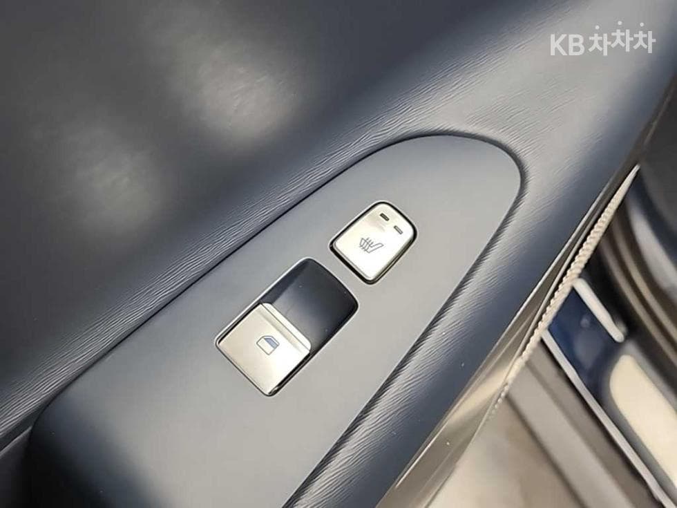 Hyundai NexoPremium - 13