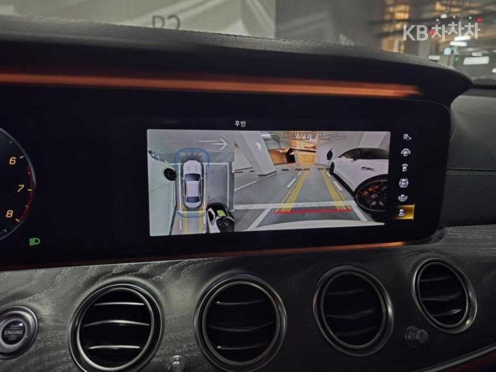 Mercedes-Benz E-Class (W213)E350 4MATIC AMG Line - 7