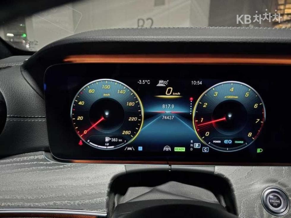 Mercedes-Benz E-Class (W213)E350 4MATIC AMG Line - 13