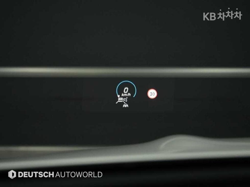 Mercedes-Benz E-Class (W213)E350 4MATIC AMG Line - 18