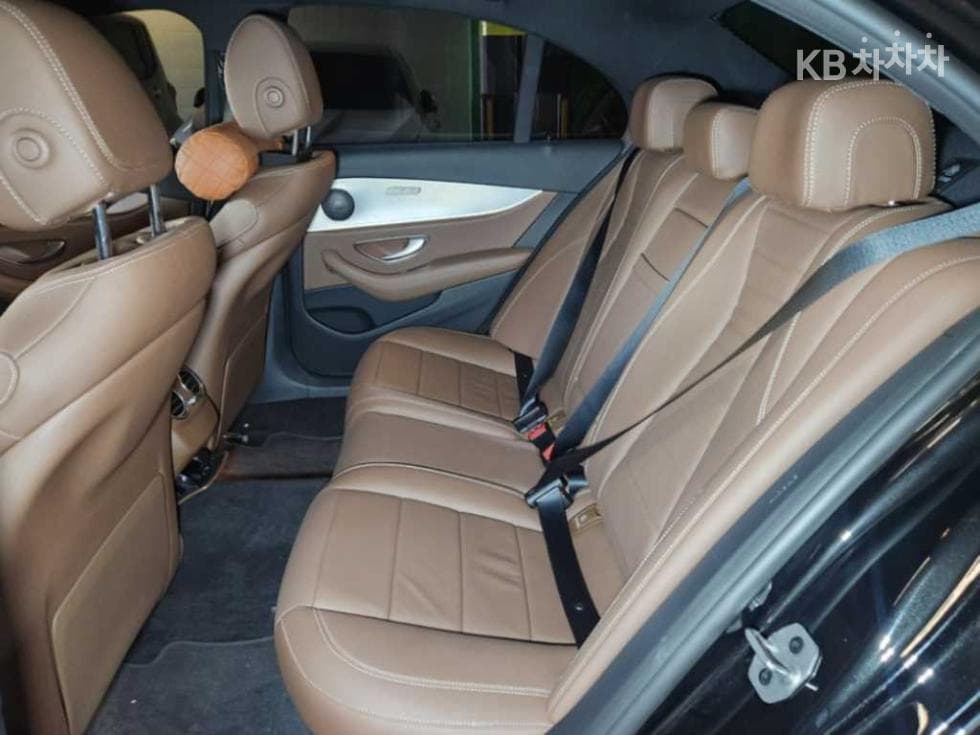 Mercedes-Benz E-Клас (W213)E250 Avantgarde - 7