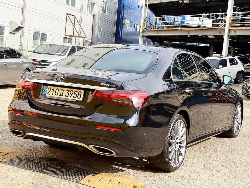 Mercedes-Benz E-Клас (W213)E350 4MATIC Avantgarde - 4