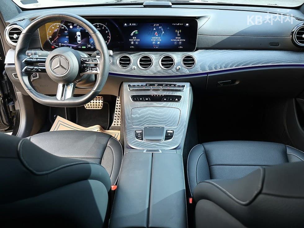 Mercedes-Benz E-Клас (W213)E350 4MATIC Avantgarde - 5