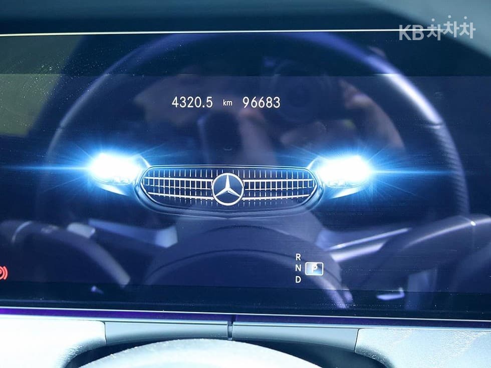 Mercedes-Benz E-Клас (W213)E350 4MATIC Avantgarde - 6
