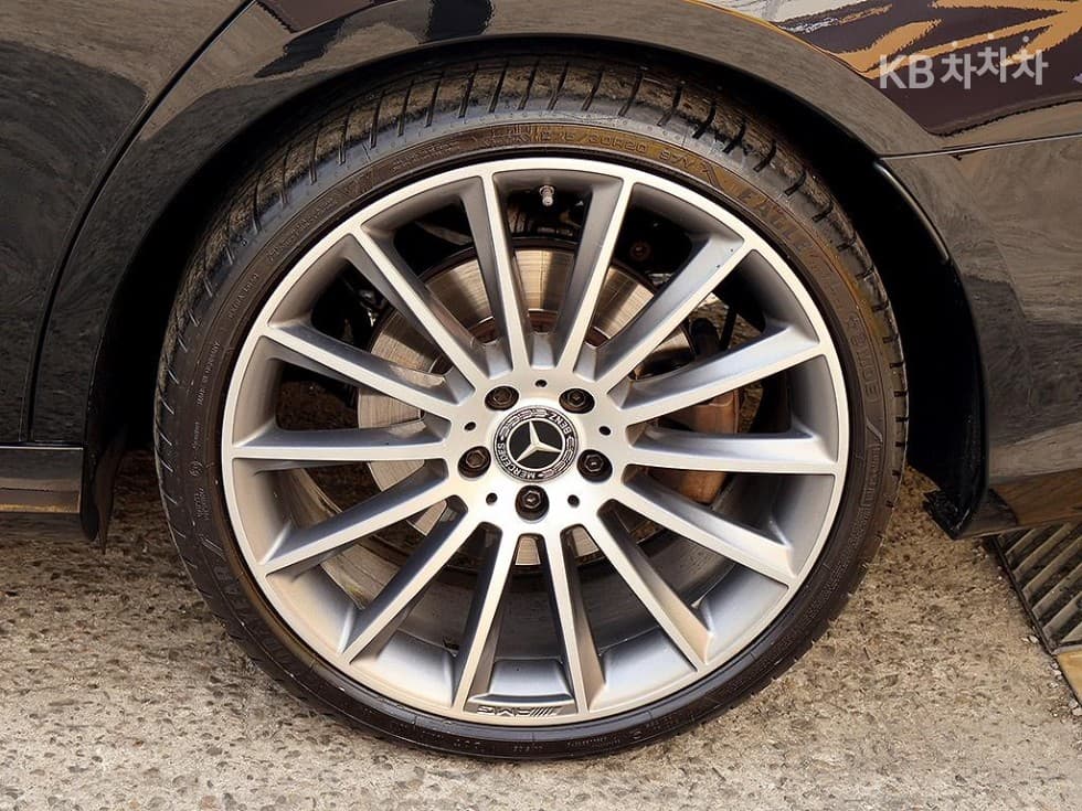 Mercedes-Benz E-Клас (W213)E350 4MATIC Avantgarde - 19