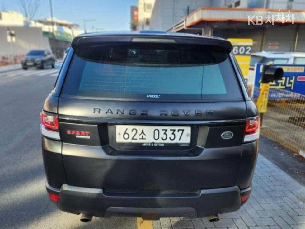 Land Rover New Range Rover Sport3.0 SC HSE Dynamic - 3