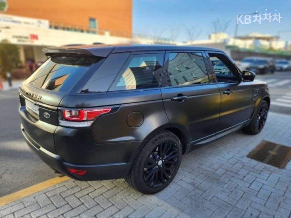 Land Rover New Range Rover Sport3.0 SC HSE Dynamic - 4