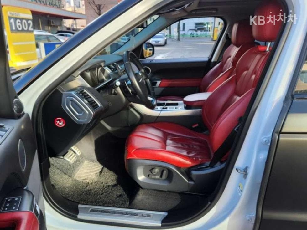 Land Rover New Range Rover Sport3.0 SC HSE Dynamic - 6