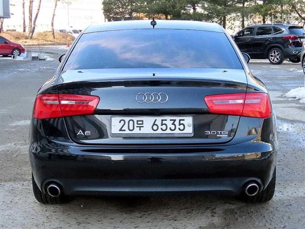 Audi NEW A63.0 Turbo Diesel Injection 콰트로 C6 - 4