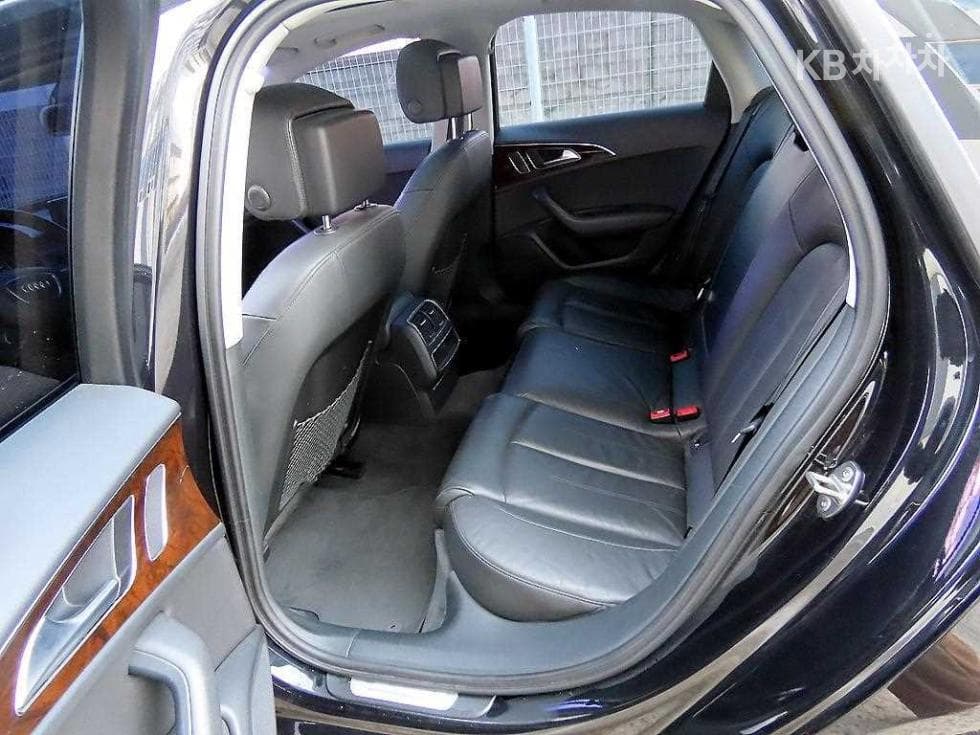 Audi NEW A63.0 Turbo Diesel Injection 콰트로 C6 - 6