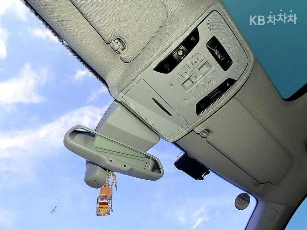 Audi NEW A63.0 Turbo Diesel Injection 콰트로 C6 - 15