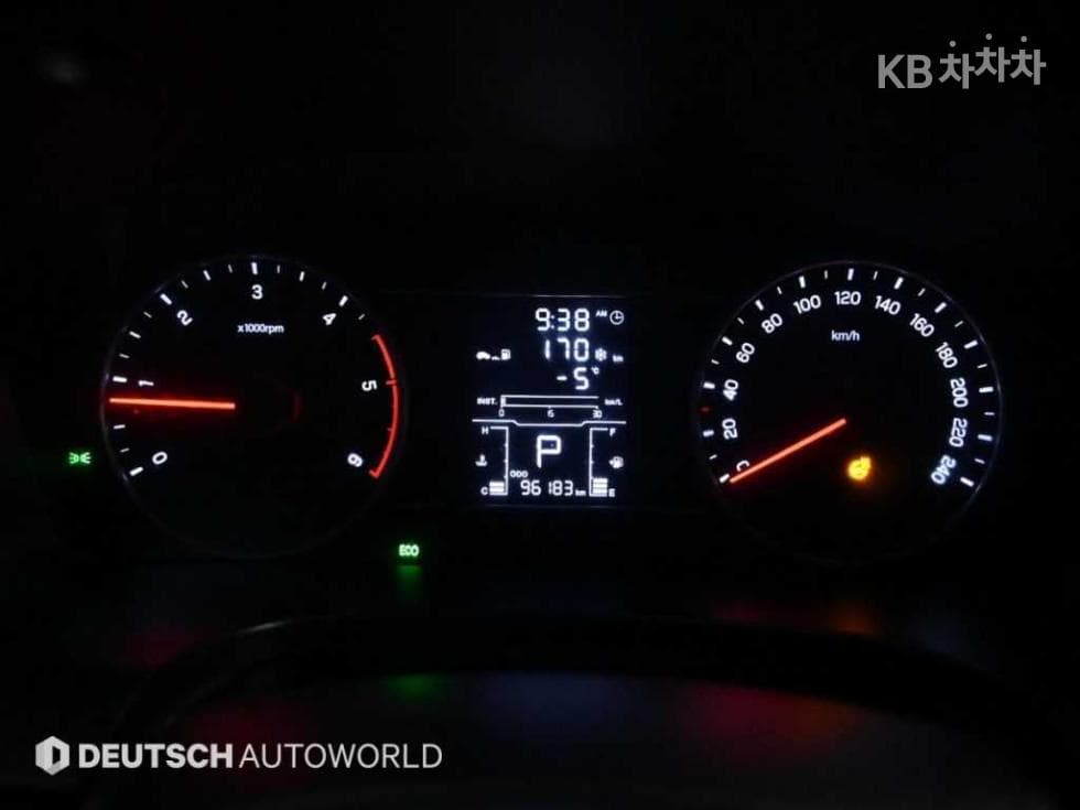 KG Mobility Rexton 스포츠2.2 4WD 어드벤처 - 8