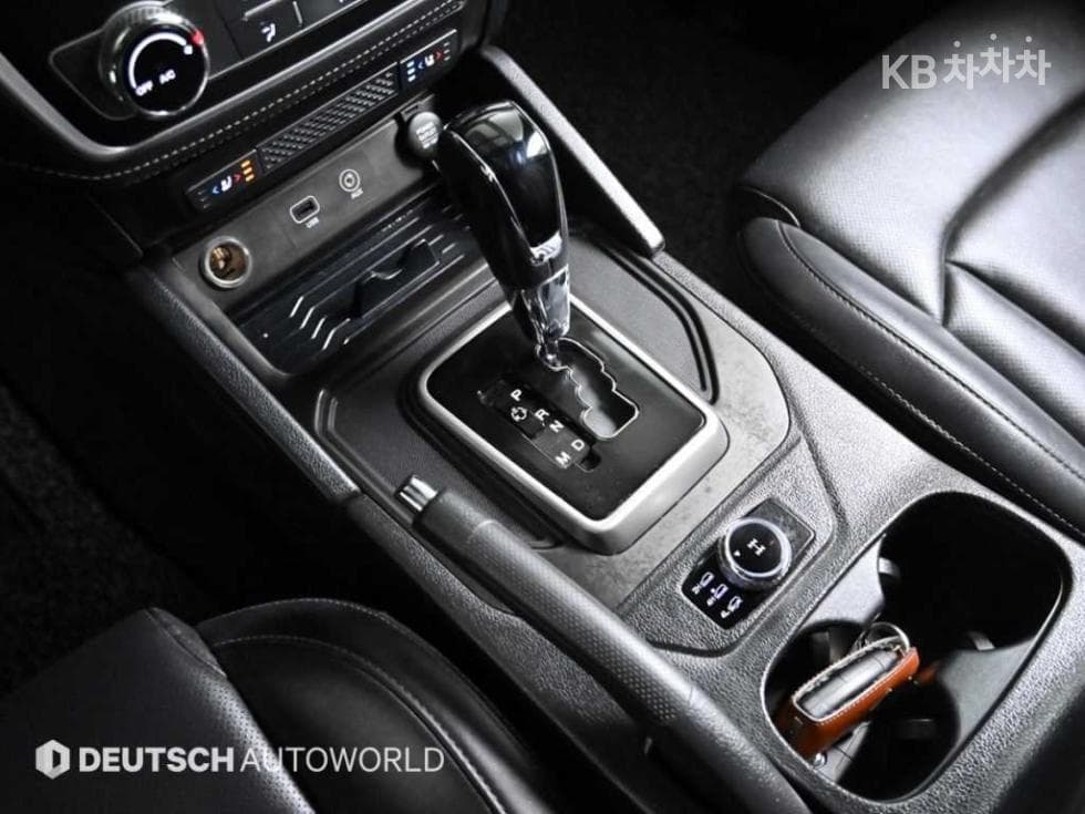 KG Mobility Rexton 스포츠2.2 4WD 어드벤처 - 9