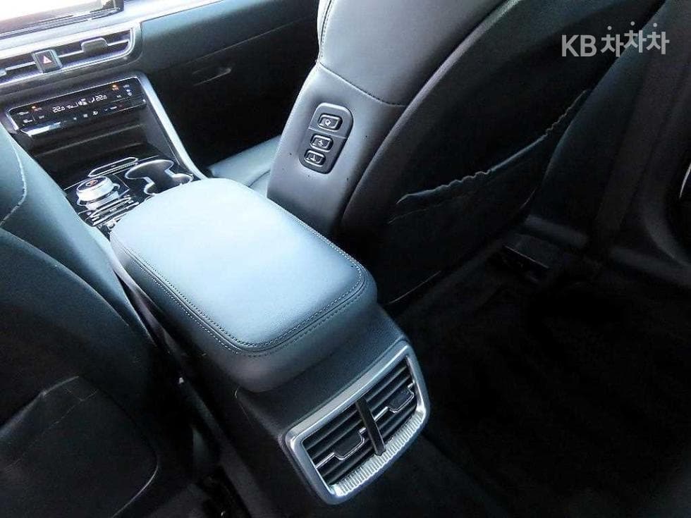 Kia K5 3rd Gen2.0 Gasoline Noblesse - 18