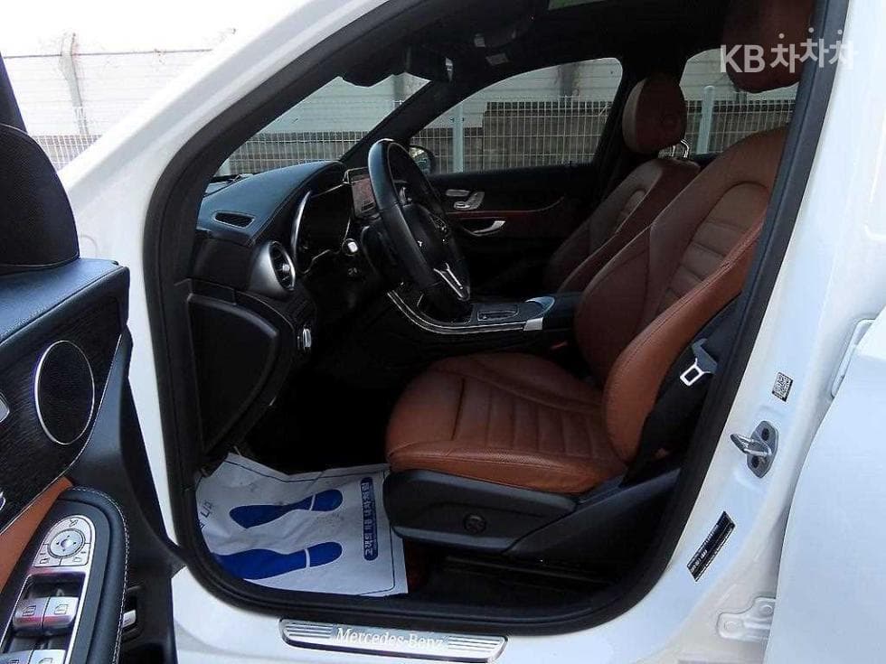 Mercedes-Benz GLC(X253)300 4Matic Standard - 5